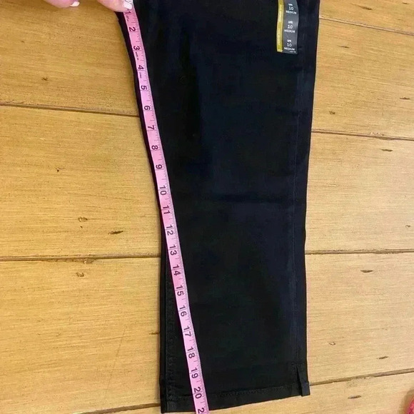 New Lee Mid Rise Capri Black size 10M - Picture 4 of 8